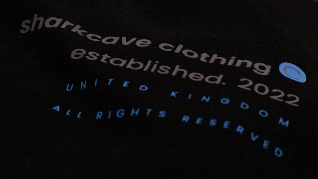 Decoding the Fabric: Understanding Material Thickness and Comfort in Streetwear